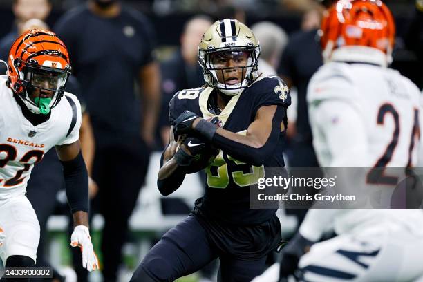 Rashid Shaheed of the New Orleans Saints scores a touchdown against the Cincinnati Bengals during the second quarter at Caesars Superdome on October...