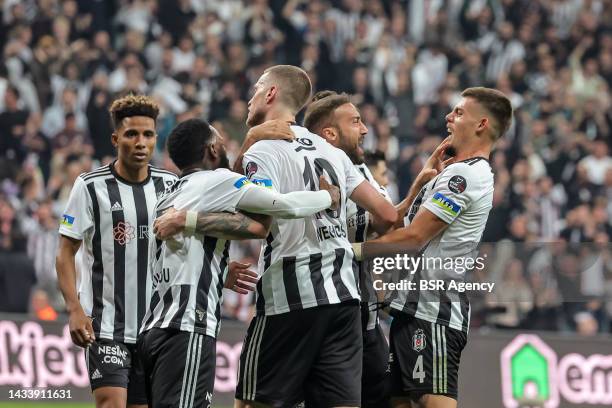 Cenk Tosun of Besiktas celebrates his goal during the Turkish Super Lig match between Besiktas and Trapzonspor at Stadion Vodafone Park on October...