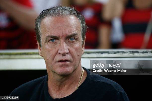 Cuca coach of Atletico Mineiro during a match between Flamengo and Atletico Mineiro as part of Brasileirao 2022 at Maracana Stadium on October 15,...