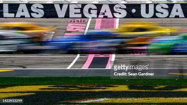 General view of racing during the NASCAR Cup Series South Point 400 at Las Vegas Motor Speedway on October 16, 2022 in Las Vegas, Nevada.