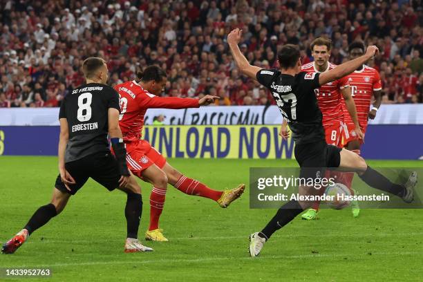 Leroy Sane of FC Bayern München scores the 3rd team goal during the Bundesliga match between FC Bayern München and Sport-Club Freiburg at Allianz...