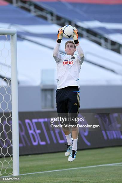 Goalkeeper Zac MacMath of Philadelphia Union warms up prior to the MLS match against Chivas USA at The Home Depot Center on April 21, 2012 in Carson,...