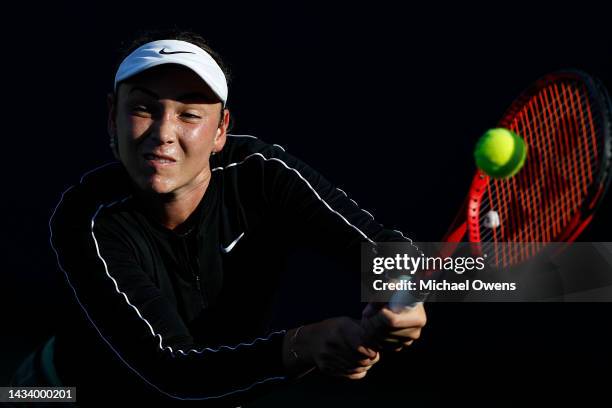 Donna Vekic of Croatia returns a shot against Iga Swiatek of Poland in the women's singles final during Day 7 of the San Diego Open, part of the...
