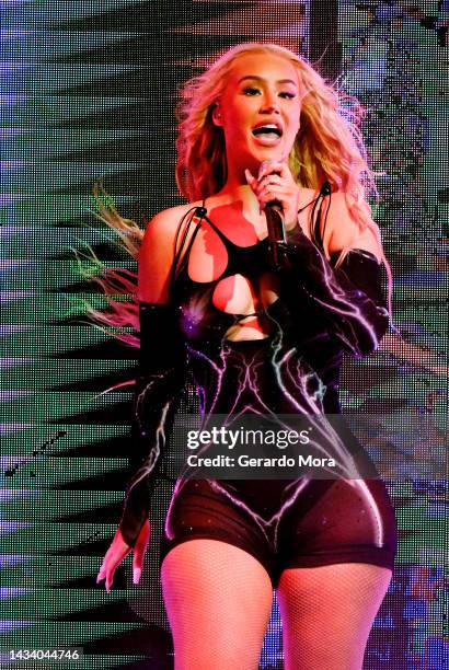 Iggy Azalea performs during Pitbull's "Can't Stop Us Now" summer tour at Amway Center on October 16, 2022 in Orlando, Florida.