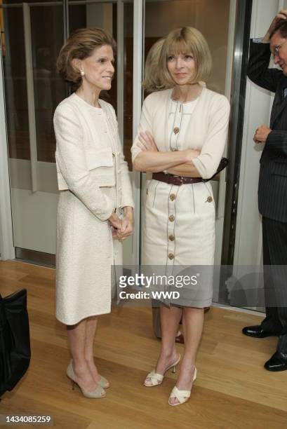 Annette de la Renta and Anna Wintour attend Oscar de la Renta's 2006 resort runway show at the Morgan Library.