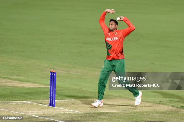 Shakib Al Hasan of Bangladesh bowls during the ICC 2022 Men's T20 World Cup Warm Up Match between Afghanistan and Bangladesh at Allan Border Field on...