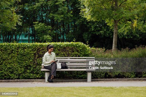 taking a break during work - business park stock pictures, royalty-free photos & images