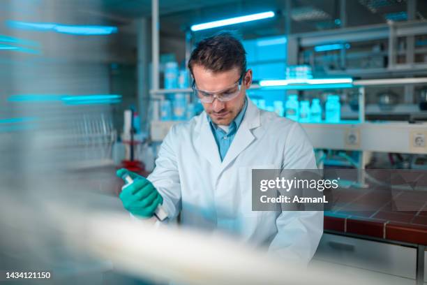 Running Lab Meaning Running Laboratory Photos and Premium High Res Pictures - Getty Images