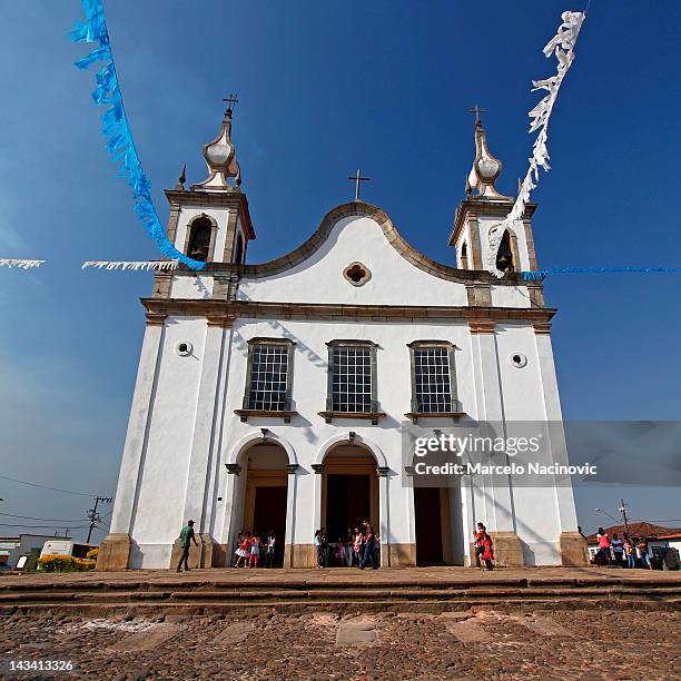 church of catas altas - catas altas stock pictures, royalty-free photos & images