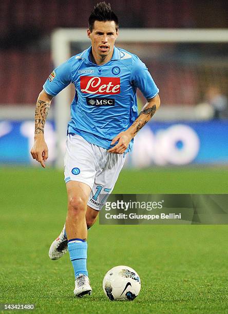 Marek Hamsik of Napoli in action during the Serie A match between SSC Napoli and Novara Calcio at Stadio San Paolo on April 21, 2012 in Naples, Italy.