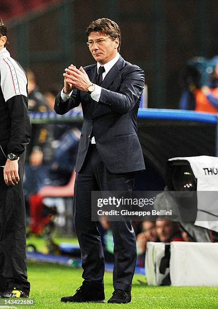 Walter Mazzarri head coach of Napoli during the Serie A match between SSC Napoli and Novara Calcio at Stadio San Paolo on April 21, 2012 in Naples,...