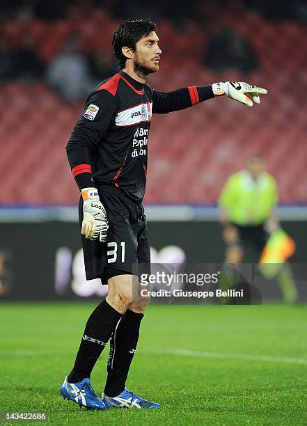 Alberto Fontana of Novara in action during the Serie A match between SSC Napoli and Novara Calcio at Stadio San Paolo on April 21, 2012 in Naples,...
