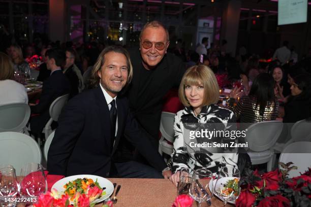 Lance LePere, Michael Kors and Anna Wintour attend the Golden Heart Awards 2022 Benefiting God's Love We Deliver at The Glasshouse on October 17,...