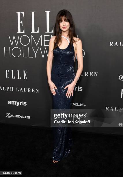Anne Hathaway attends the 29th Annual ELLE Women in Hollywood Celebration on October 17, 2022 in Los Angeles, California.
