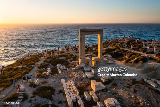 aerial view of apollo's temple at sunset, naxos - greek god apollo stock-fotos und bilder