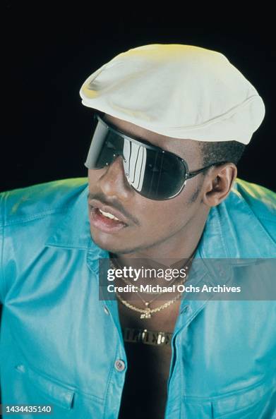 Koolu Rapper Rapper Kool Moe Dee in a publicity photo, circa 1990. News Photo ...
