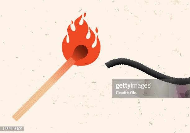 anzünden einer sicherung - langes streichholz stock-grafiken, -clipart, -cartoons und -symbole