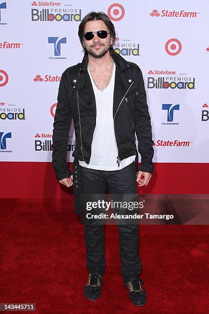 Juanes arrives at Billboard Latin Music Awards 2012 at Bank United Center on April 26, 2012 in Miami, Florida.