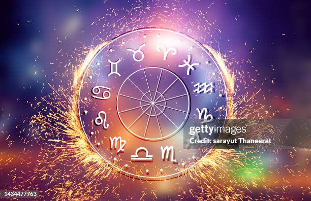 zodiac signs inside of horoscope circle. astrology in the sky with many stars and moons  astrology and horoscopes concept - pisces stockfoto's en -beelden