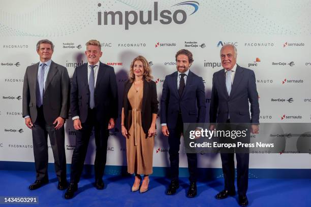 The Minister of Transport, Mobility and Urban Agenda, Raquel Sanchez , the President of FACONAUTO, Gerardo Perez , the President of the Instituto de...