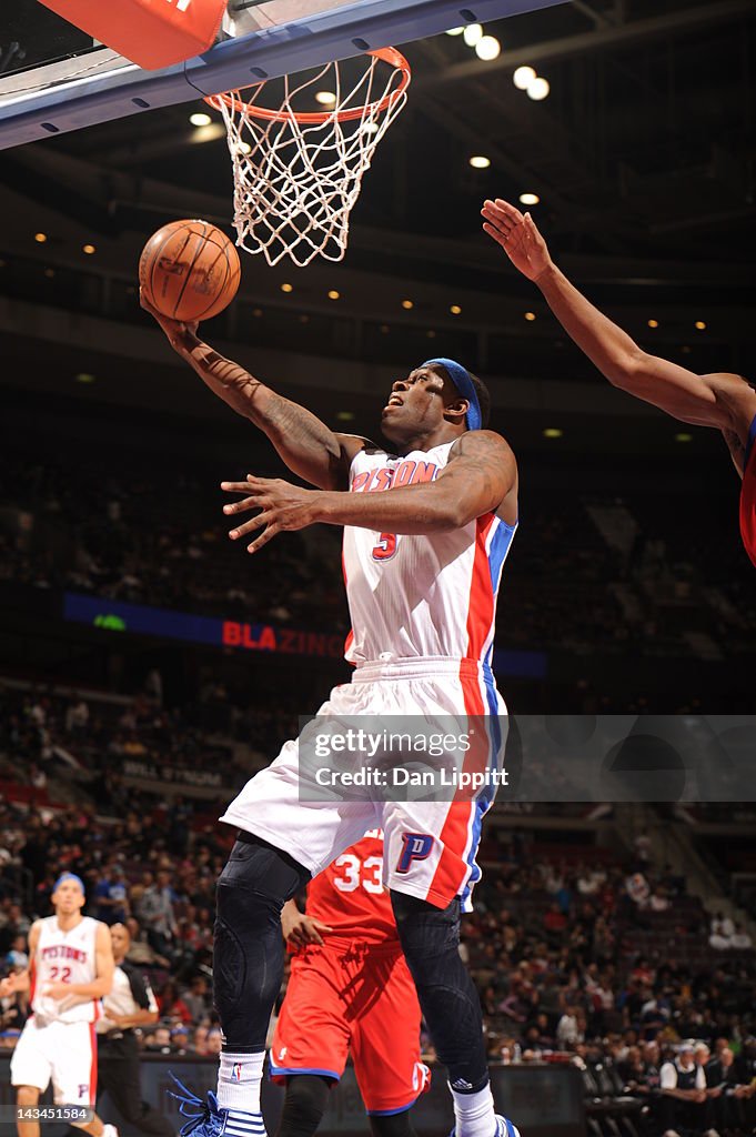 Philadelphia 76ers v Detroit Pistons