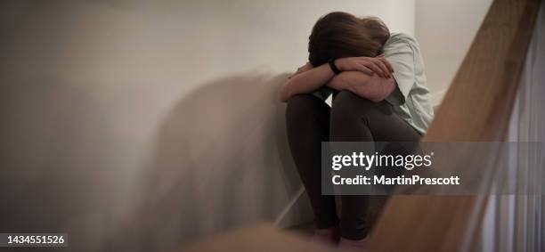 female mental health - attack imagens e fotografias de stock