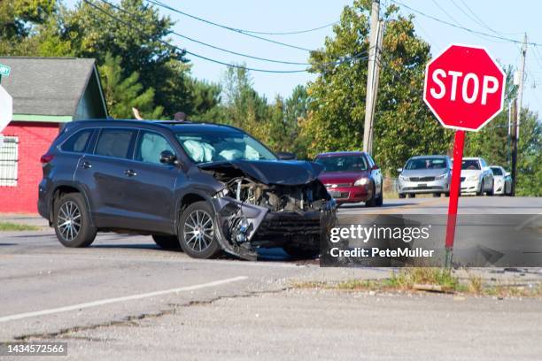 Stop Sign Damage Damaged Stop Sign Photos and Premium High Res Pictures - Getty Images