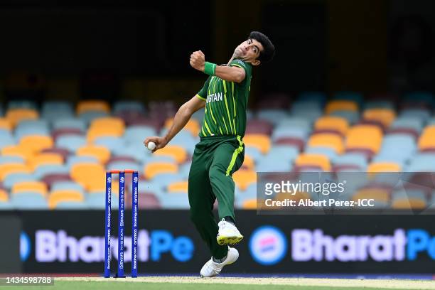 Naseem Shah of Pakistan bowls during the ICC 2022 Men's T20 World Cup Warm Up Match between Afghanistan and Pakstan at The Gabba on October 19, 2022...