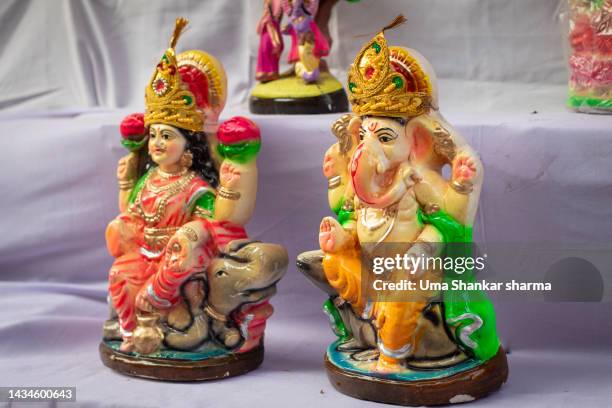 ganesh laxmi diwali - hindoeïstische god stockfoto's en -beelden