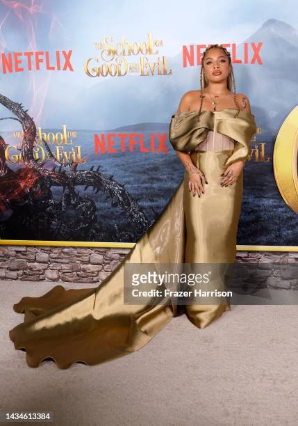 Kiana Ledé attends the premiere of Netflix's "The School for Good and Evil" at Regency Village Theatre on October 18, 2022 in Los Angeles, California.