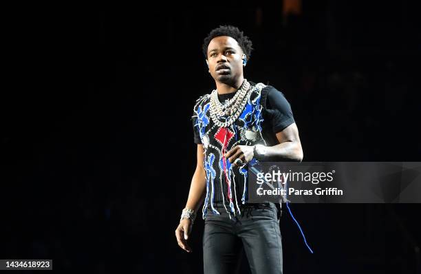 Rapper Roddy Ricch performs onstage during the "Twelve Carat Toothache" tour at State Farm Arena on October 18, 2022 in Atlanta, Georgia.