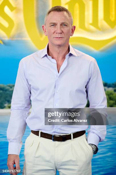 Actor Daniel Craig attends the "Puñales Por La Espalda: El Misterio De Glass Onion" photocall at the Rosewood Villa Magna Hotel on October 19, 2022...