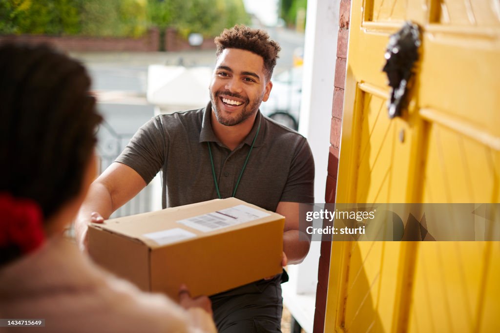 Entrega de paquetes para personas mayores