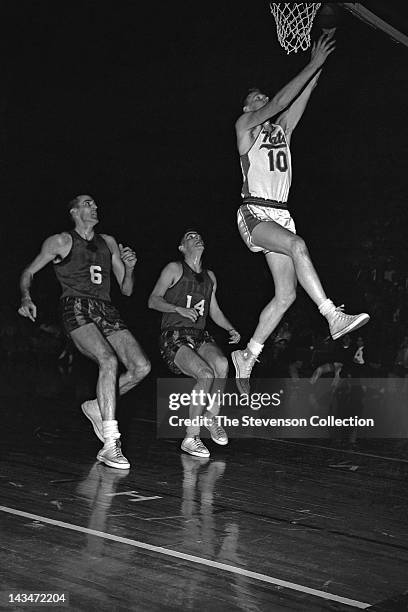 Red Kerr Syracuse Nationals Basketball Photos and Premium High Res Pictures ...