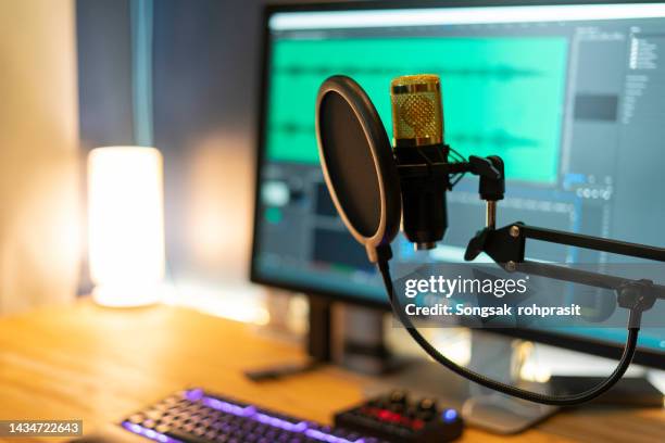 record podcasts in the studio. - live broadcast studio stock pictures, royalty-free photos & images