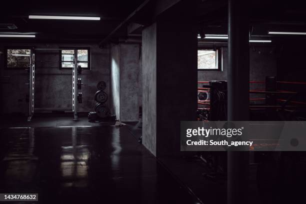 dark empty gym - boxing ring empty stock pictures, royalty-free photos & images
