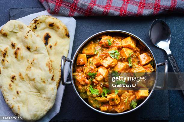 kadai paneer dish - curry stockfoto's en -beelden