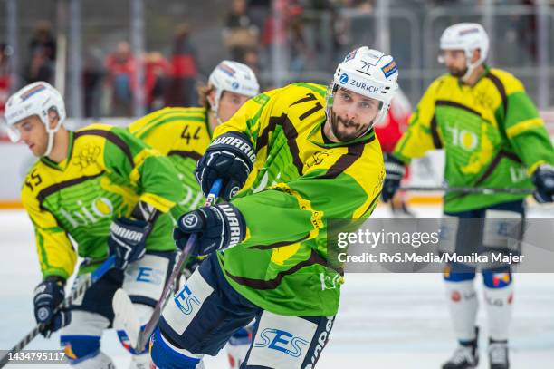 Jesse Virtanen of HC Ambri-Piotta warms up prior the National League match between Lausanne HC and HC Ambri-Piotta at Vaudoise Arena on October 18,...