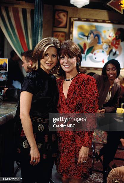 The One with the Lesbian Wedding" Episode 11 -- Pictured: Jennifer Aniston as Rachel Green, Marlo Thomas as Sandra Green