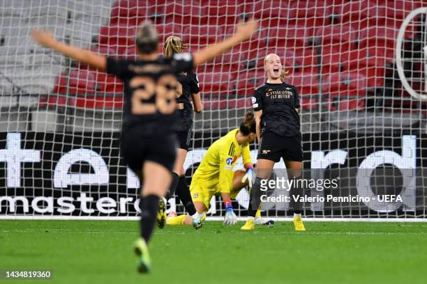 Beth Mead of Arsenal celebrates after scoring their sides fifth goal during the UEFA Women's Champions League group C match between Olympique Lyon...