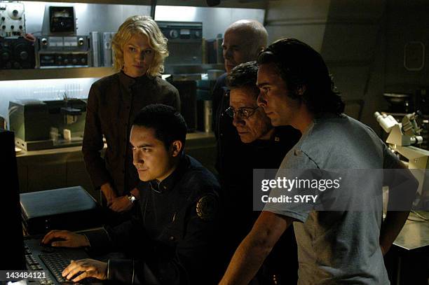 Channel -- "Six Degrees of Separation" Episode 7 -- Aired 11/29/04 -- Pictured: Tricia Helfer as Number Six, Alessandro Juliani as Lt. Felix Gaeta,...