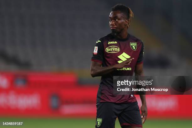 Yann Karamoh of Torino FC looks over his shoulder during the Coppa Italia Round of Sixteen match between Torino FC and AS Cittadella at Stadio...