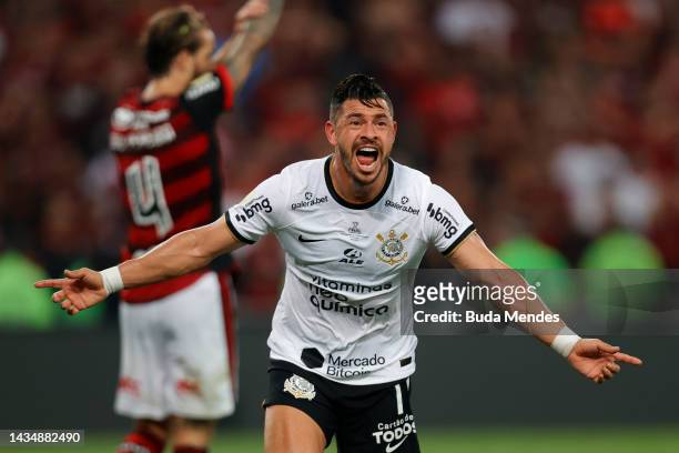 Giuliano of Corinthians celebrates after scoring the first goal of his team during the second leg match of the final of Copa do Brasil 2022 between...