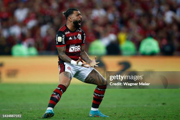 Gabriel Barbosa of Flamengo celebrates after scoring his penalty in the shootout after during the second leg match of the final of Copa do Brasil...