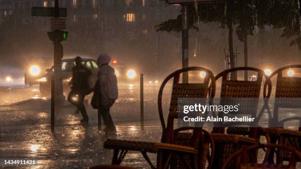 raining street - autumn in paris illustration stock pictures, royalty-free photos & images