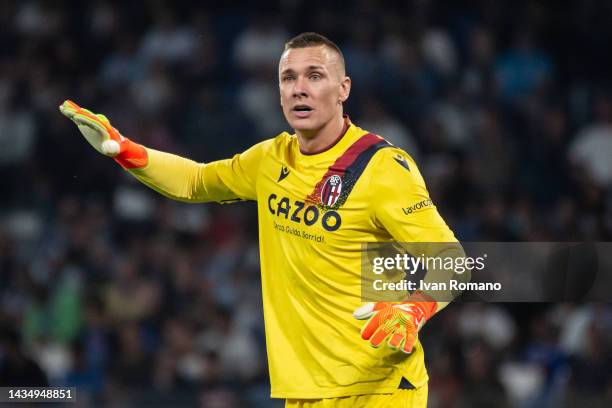 Łukasz Skorupski of Bologna FC in action during the Serie A match between SSC Napoli and Bologna FC at Stadio Diego Armando Maradona on October 16,...