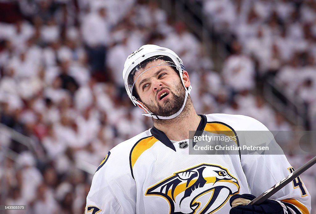 Nashville Predators v Phoenix Coyotes - Game One