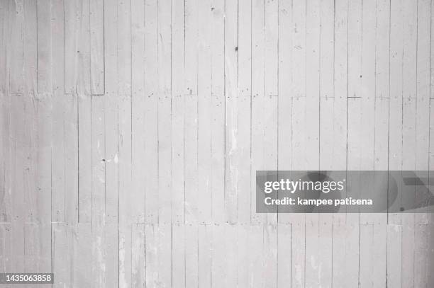 white wood panel texture pattern background - hintergrund holzwand weiß stock-fotos und bilder