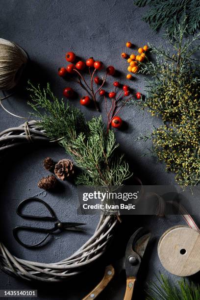making christmas wreath - arranging flowers stock pictures, royalty-free photos & images