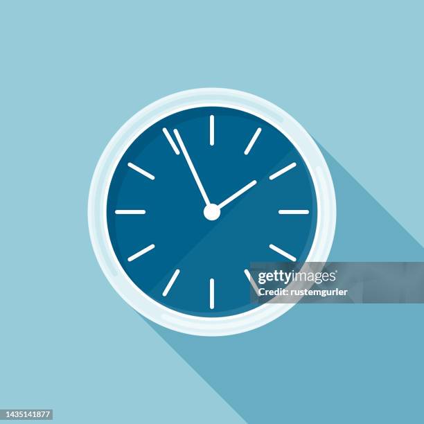 ilustraciones, imágenes clip art, dibujos animados e iconos de stock de reloj de pared plano con sombra larga - reloj